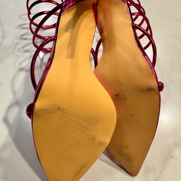 Liliana Pink Heels with Pointed Toe and Bow - Picture 11 of 16